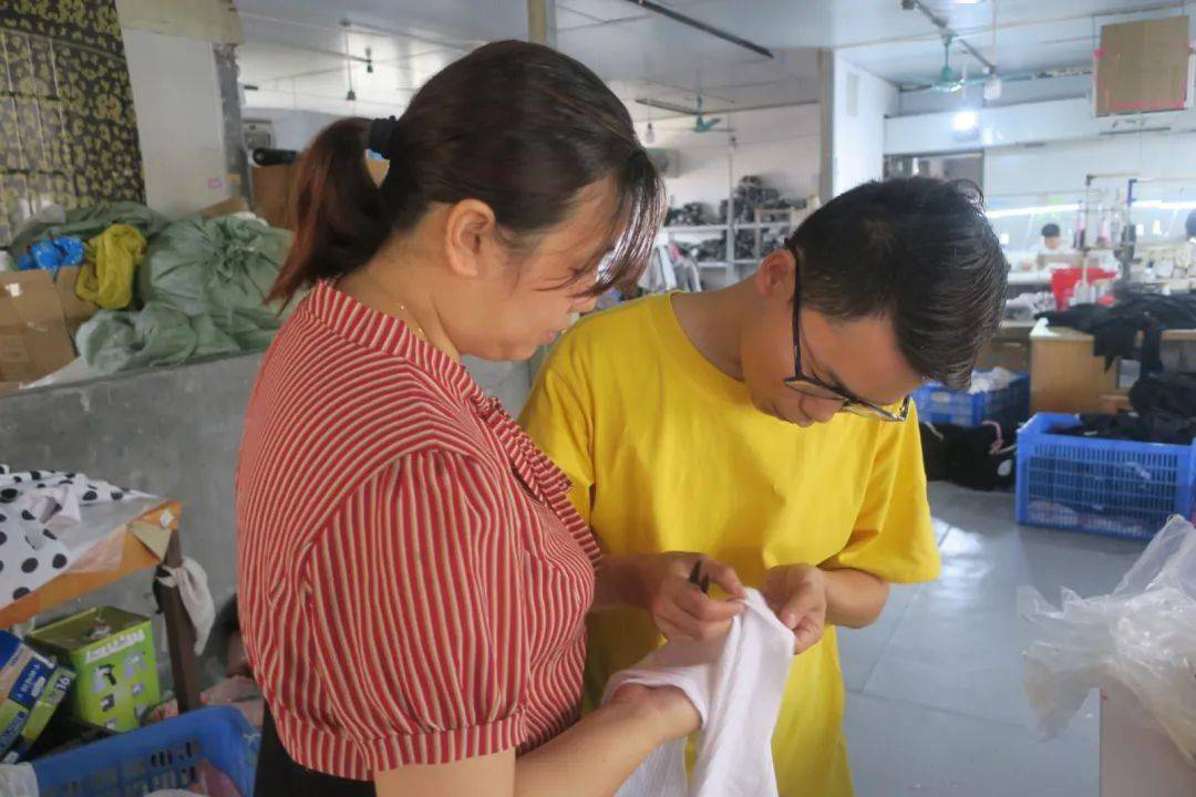 服装管理软件如何帮助企业及时采购